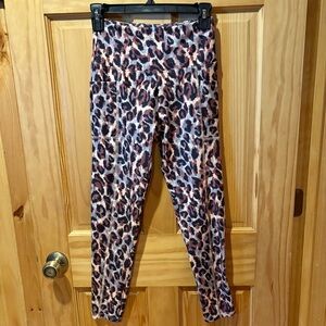 Bally Total Fitness Women's Leopard Print
Yoga Pants with Pockets Size Small